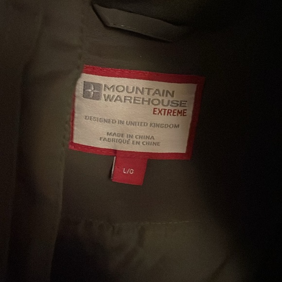 Mountain warehouse winter parka , rated upto -60 degrees , brand new condition - Picture 2 of 4